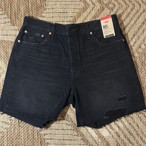 BRAND NEW! LEVI 501 High Rise Mid Thigh Shorts